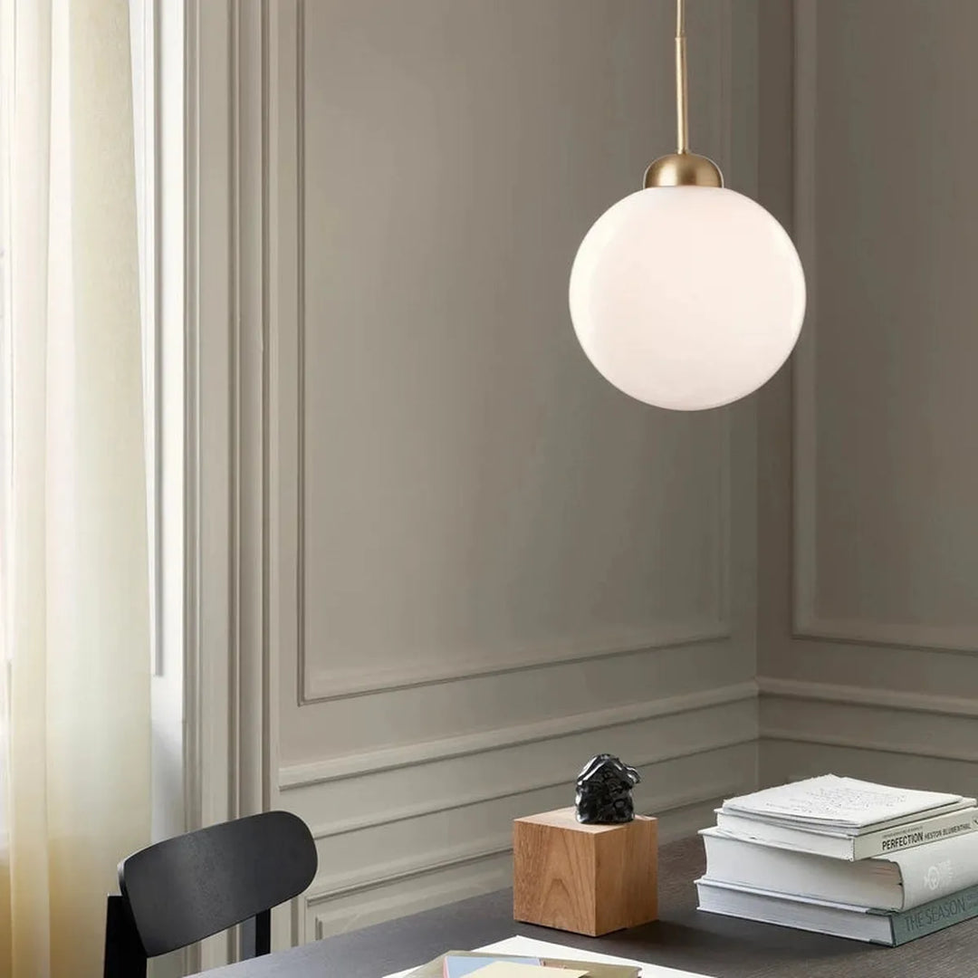 Nuura Apiales 1 taklampe - messing / opal-Takpendler-Nuura-Messing / Opal-Nua__2053006-Lightup.no