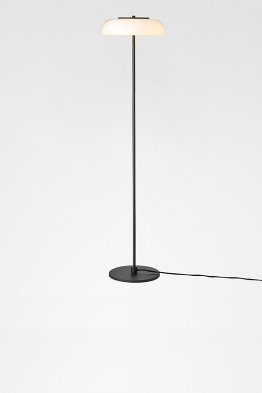 Nuura Blossi gulvlampe svart-Gulvlamper-Nuura-Svart-Nua__2027007-Lightup.no