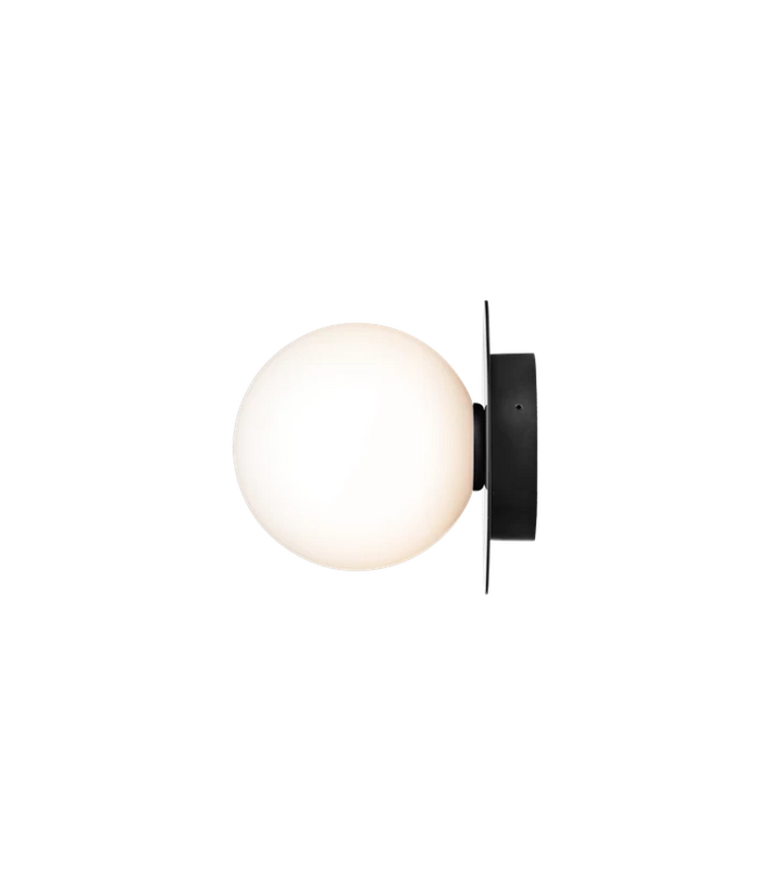 Nuura Liila 1 utendørslampe-Utebelysning vegg klassisk-Nuura-Svart / Opal-Nua__2046011-Lightup.no