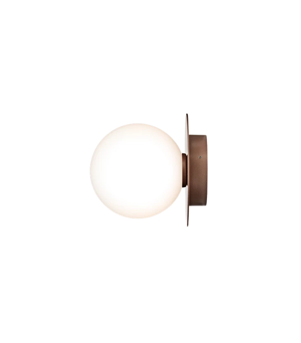 Nuura Liila 1 utendørslampe - mørk bronse/opal-Utebelysning vegg klassisk-Nuura-Nua__2046009-Lightup.no