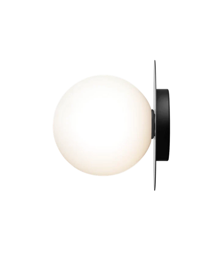 Nuura Liila 1 vegglampe/taklampe - large - svart / opal-Vegglamper-Nuura-Svart / Opal-Nua__2046032-Lightup.no