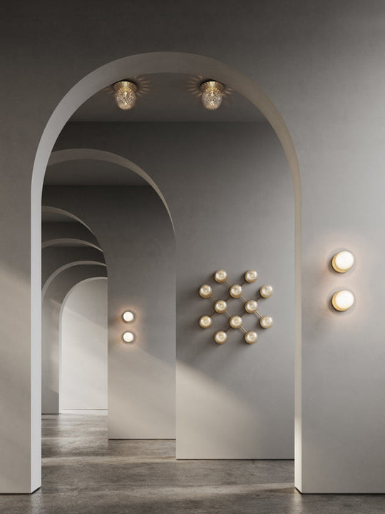 Nuura Liila 1 vegglampe/taklampe - small-Vegglamper-Nuura-Messing-Nua__2046051-Lightup.no