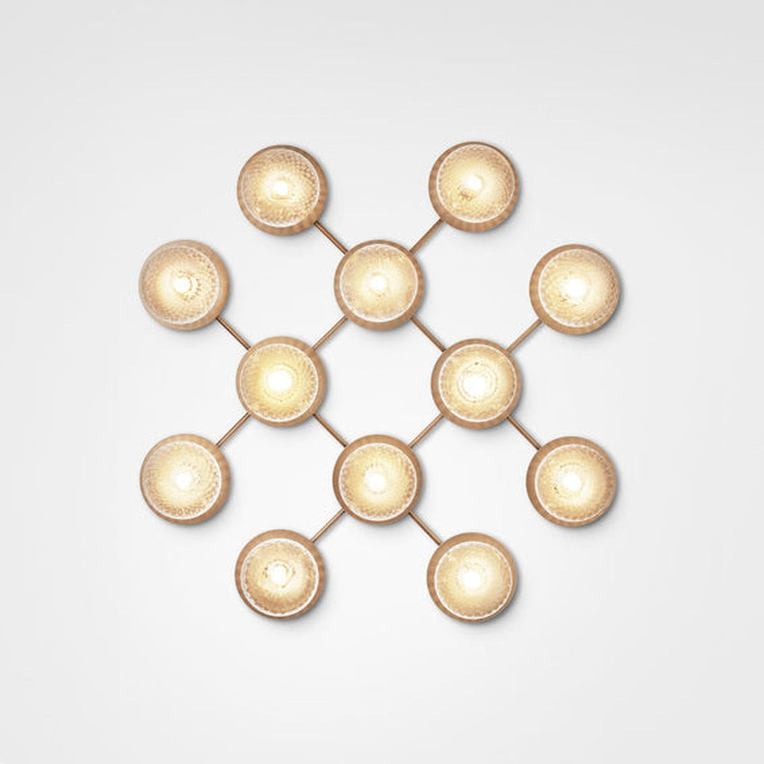 Nuura Liila 12 taklampe/vegglampe - optic-Vegglamper-Nuura-Messing-Nua__2041001-Lightup.no