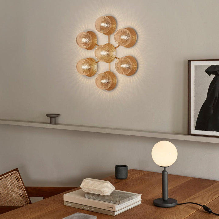 Nuura Liila Star-Vegglamper-Nuura-Optikk glass-Nua__2041005-Lightup.no