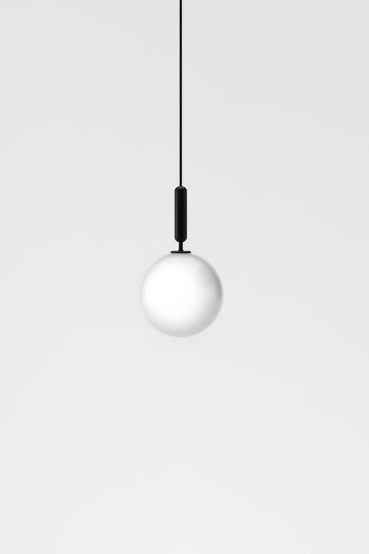 Nuura Miira 1 large svart / opal-Takpendler-Nuura-Svart / Opal-Nua__2033006-Lightup.no
