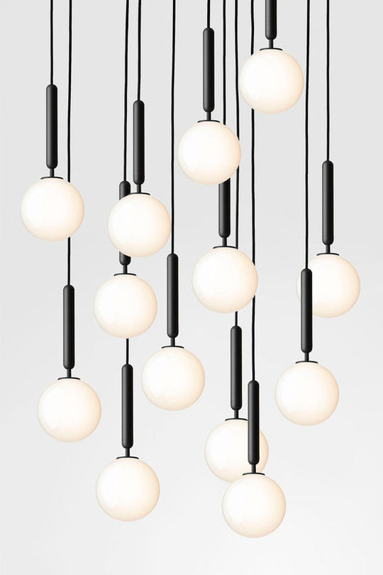 Nuura Miira 13 svart / opal-Takpendler-Nuura-Svart / Opal-Nua__2031014-Lightup.no