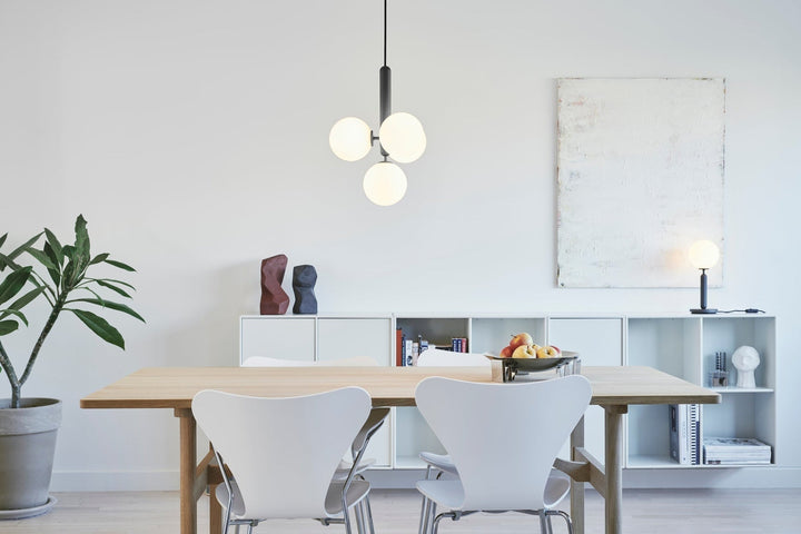 Nuura Miira 4 svart/opal-Takpendler-Nuura-Svart / Opal-Nua__2031006-Lightup.no