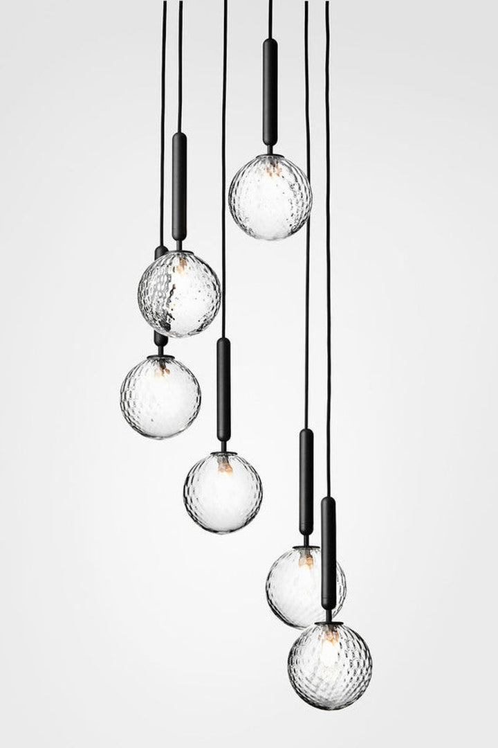 Nuura Miira 6 svart / optikk-Takpendler-Nuura-Svart-Nua__2031009-Lightup.no