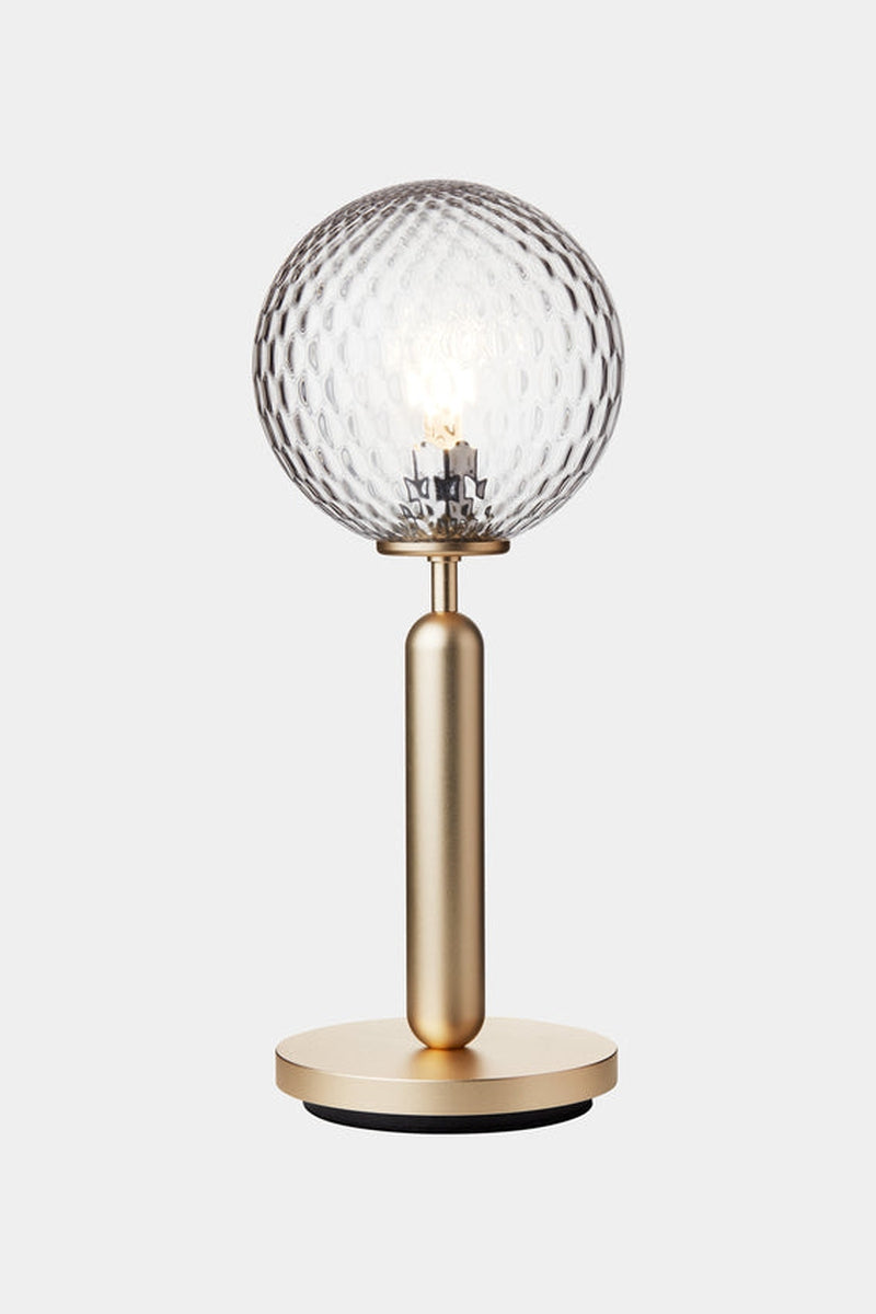 Nuura Miira bordlampe - Messing / Optikk - Nua__2038003 - Lightup.no