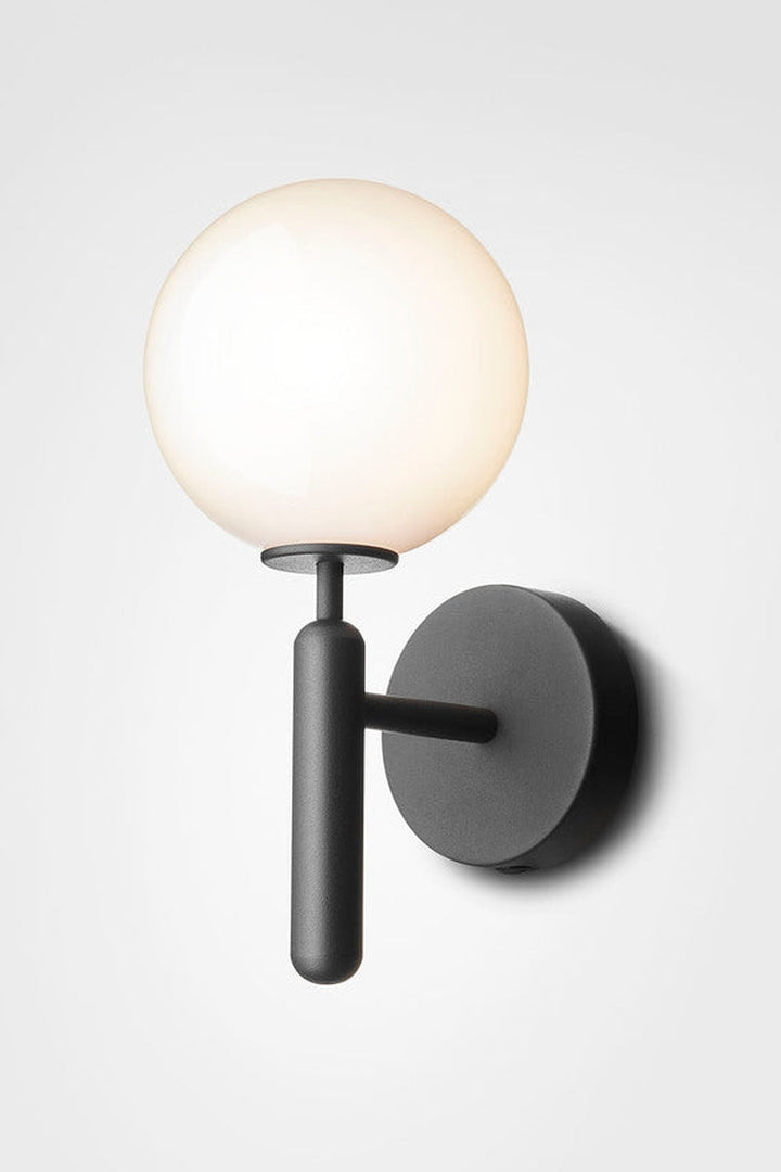 Nuura Miira vegglampe svart / opal-Vegglamper-Nuura-Svart / Opal-Nua__2035002-Lightup.no