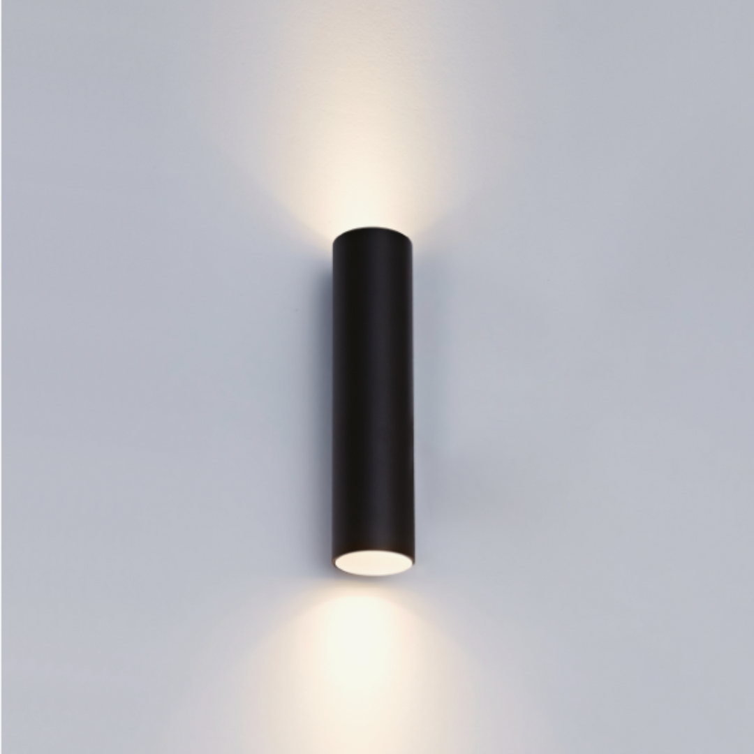 OZ K2 vegglampe opp/ned lys - Svart/Gull-Vegglamper-NorDesign-Svart / Gull-64490205-Lightup.no