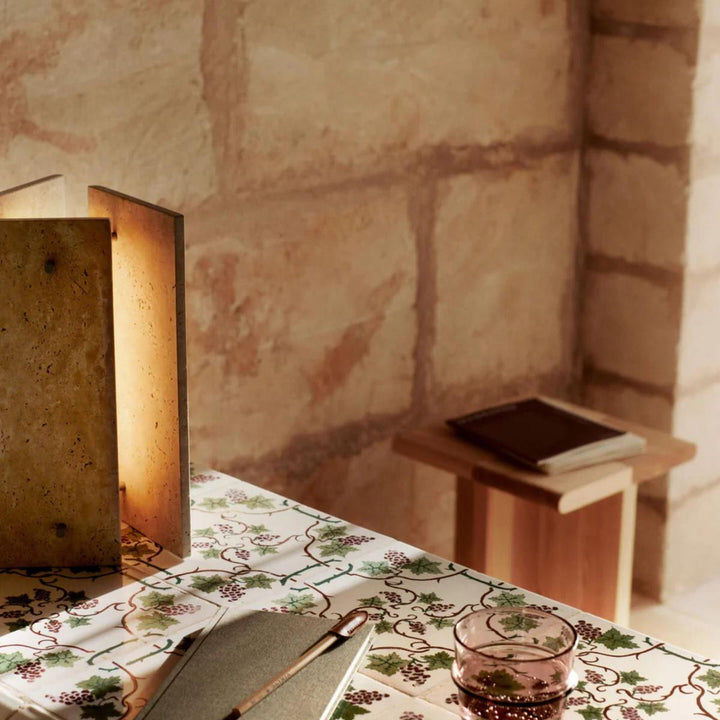 Oeste bordlampe-Bordlamper-Ferm Living-Sand-Feg__1104271077-Lightup.no