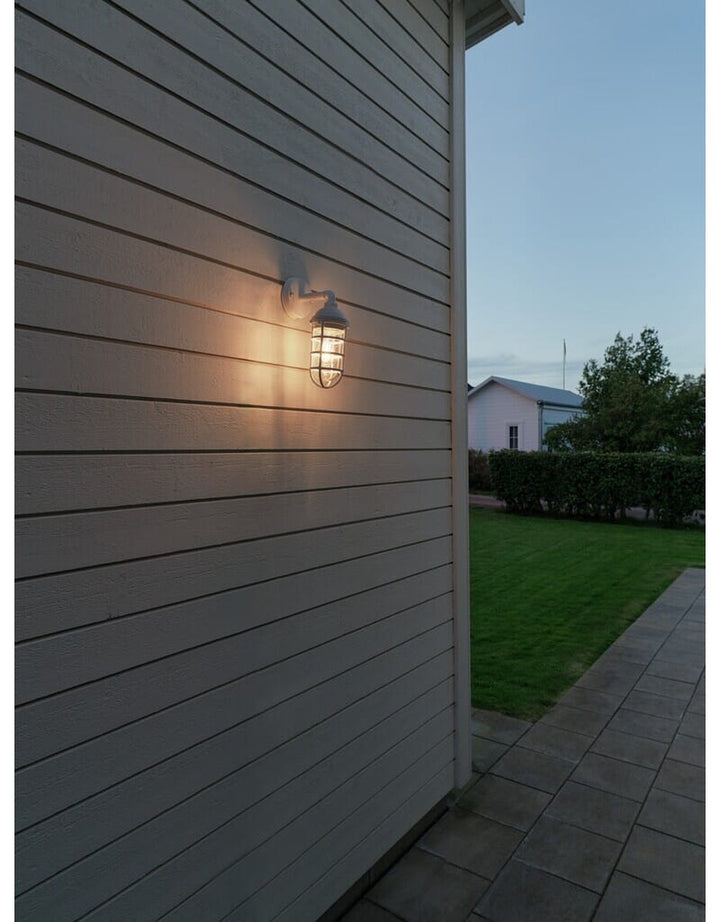 Olba vegglampe utendørs IP44-Utebelysning vegg klassisk-Konstsmide-Svart-7355-750-Lightup.no