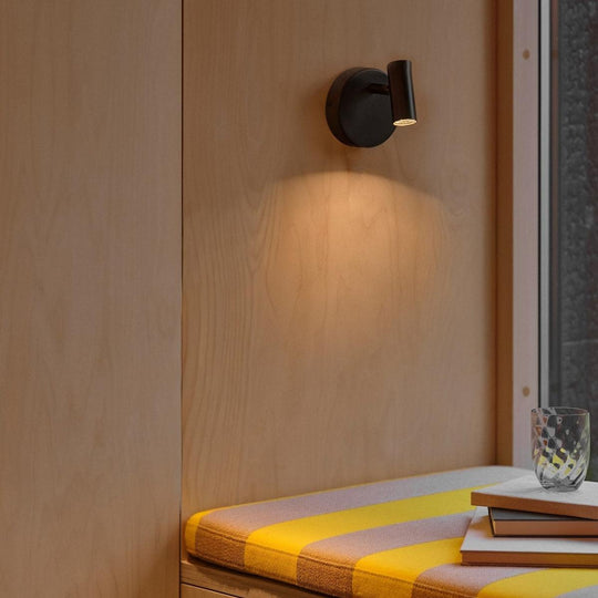Omari round vegglampe 3,2W 2700 Kelvin-Vegglamper-Nordlux-Svart-2612501003-Lightup.no