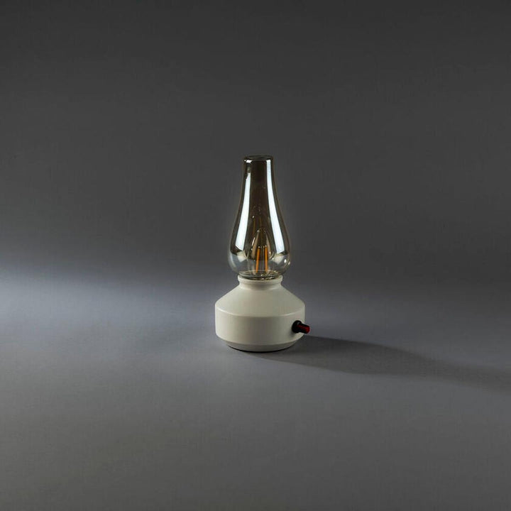 Oppladbar bordlampe med røykfarget glass og dimmer – IP44-Utebelysning Hagebelysning-Konstsmide-Hvit-4130-205-Lightup.no