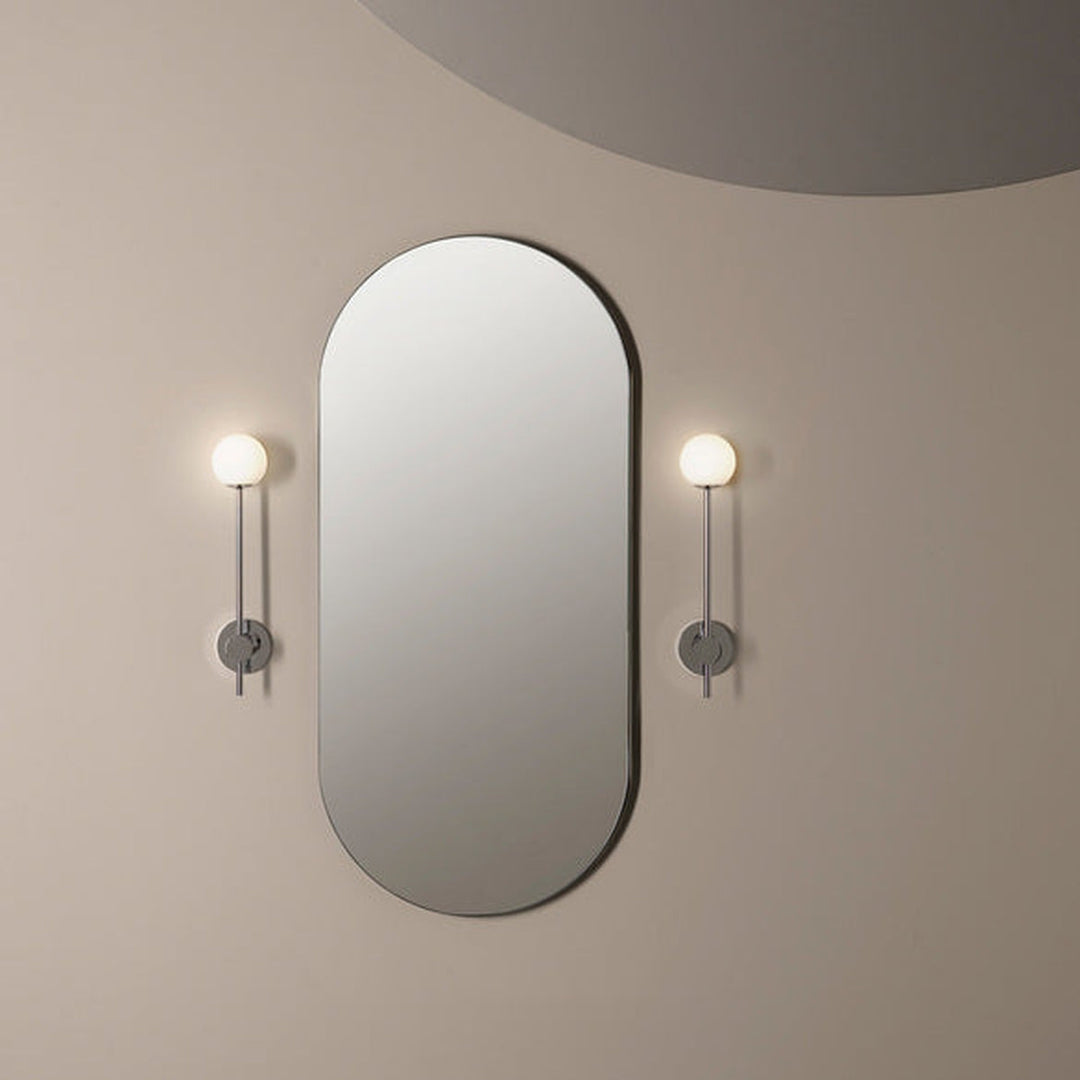 Orb Single vegglampe IP44 G9-Baderomsbelysning vegglamper-Astro Lighting-Svart / Opal-Asg__1424004-Lightup.no