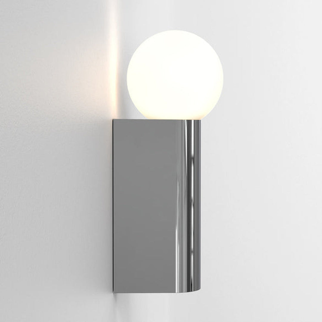 Ortona Single vegglampe IP44-Baderomsbelysning vegglamper-Astro Lighting-Svart / Opal-Asg__1459005-Lightup.no