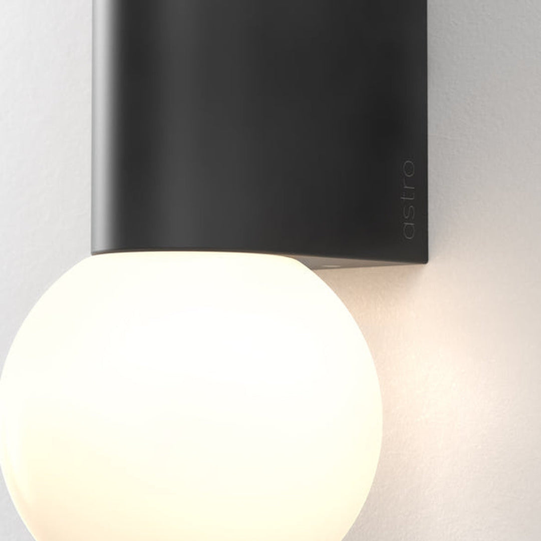 Ortona Twin vegglampe IP44-Baderomsbelysning vegglamper-Astro Lighting-Krom / Opal-Asg__1459002-Lightup.no
