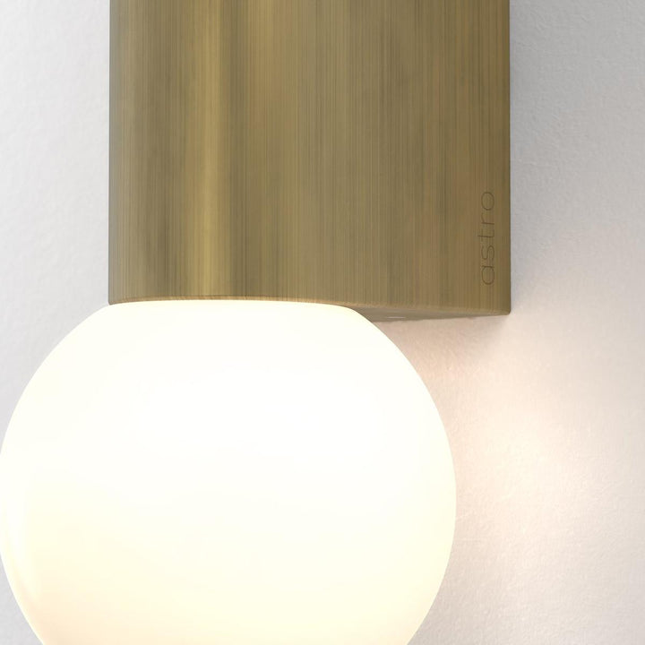 Ortona Twin vegglampe IP44-Baderomsbelysning vegglamper-Astro Lighting-Krom / Opal-Asg__1459002-Lightup.no