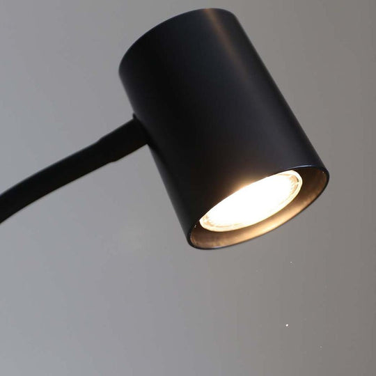 Oscar gulvlampe-Gulvlamper-Home-Svart-5714198600670-Lightup.no