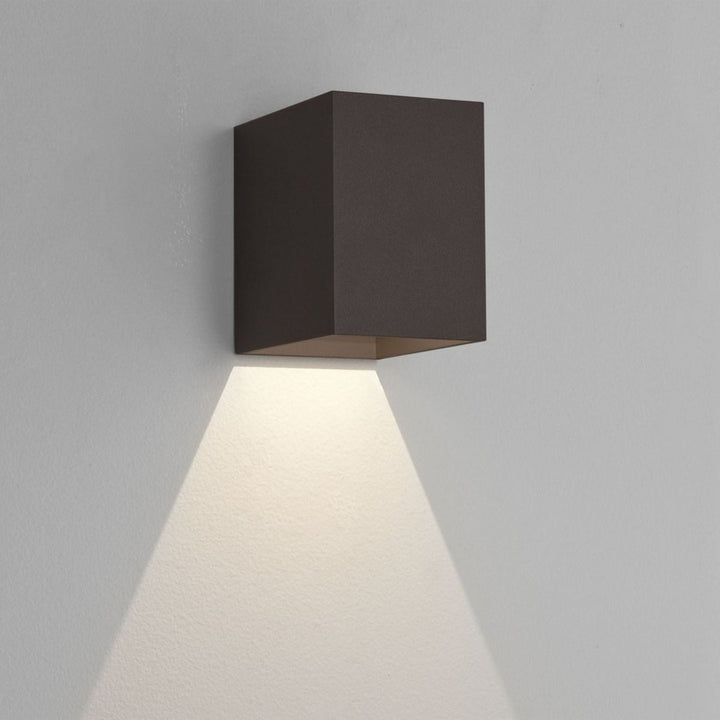 Oslo 100 vegglampe utendørs led - Svart-Utebelysning vegg opp og ned-Astro Lighting-Svart-Asg__1298004-Lightup.no