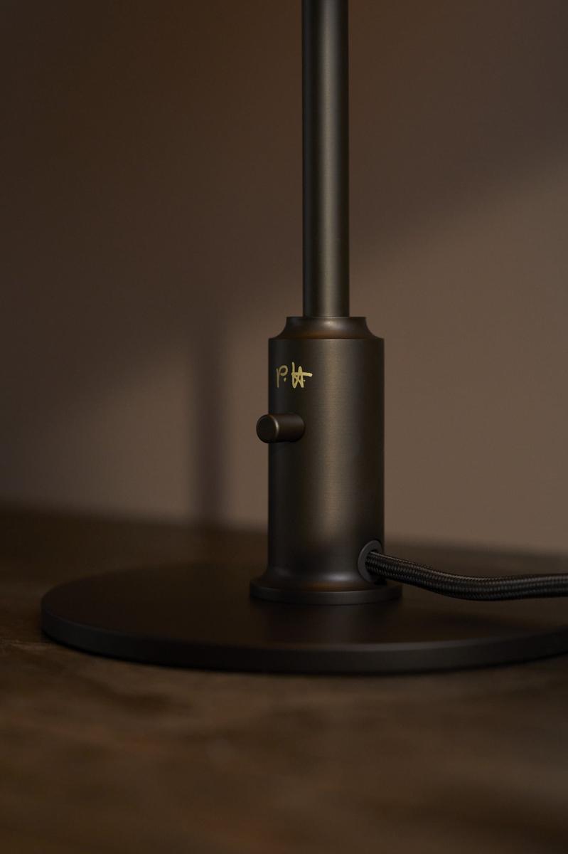 PH 3/2 Dusty Terracotta Limited Edition-Bordlamper-Louis Poulsen-Dusty terracotta-LP__5744173298-Lightup.no