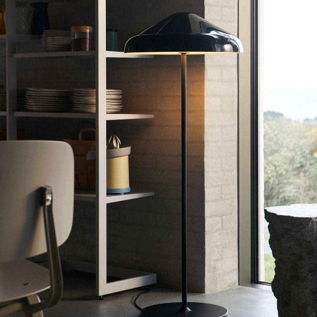 Pao gulvlampe - Svart-Gulvlamper-HAY-Svart-HAY__AB601-A588-Lightup.no