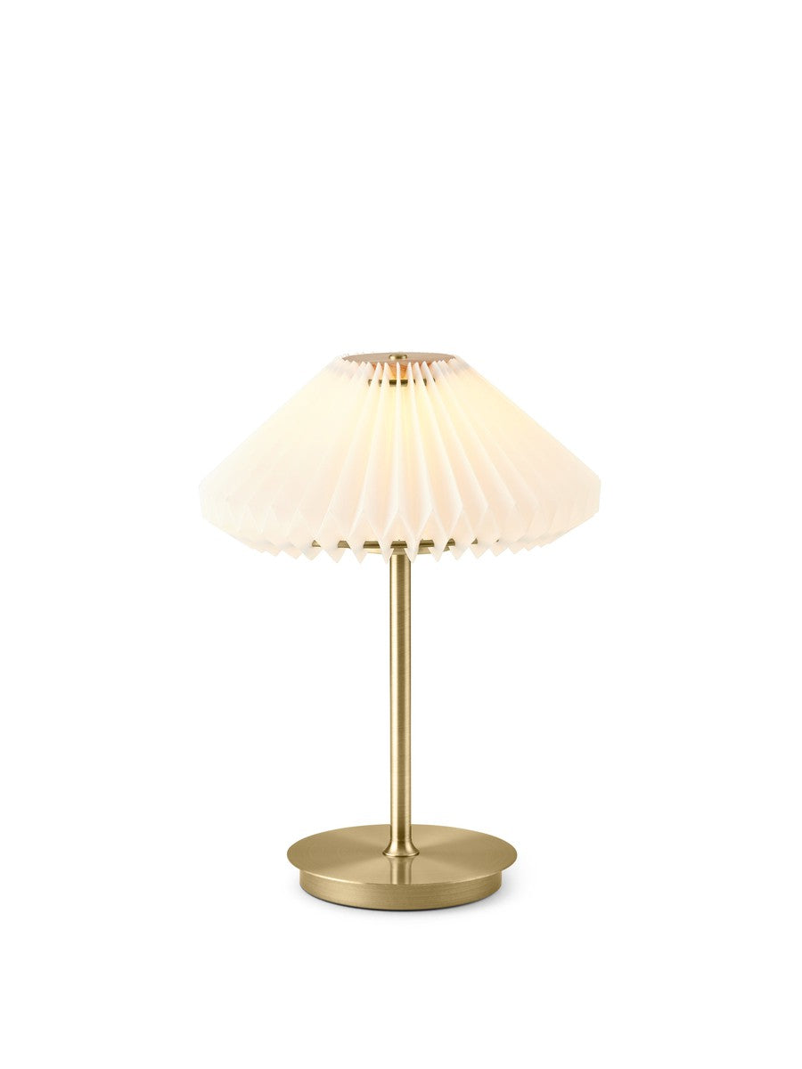 Paris to go bærbar bordlampe-Bordlamper-Halo Designs-Messing-5705639744930-Lightup.no