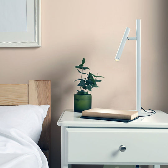 Pen bordlampe-Bordlamper-Design by Grönlund-Svart-2766-05-Lightup.no