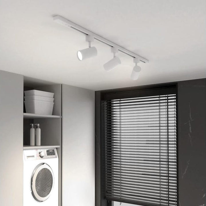 Philips EasyLink Zilo spotskinne med 3 spotter - 1 meter-Spotskinner 230V-Philips-Svart-929004723701-Lightup.no