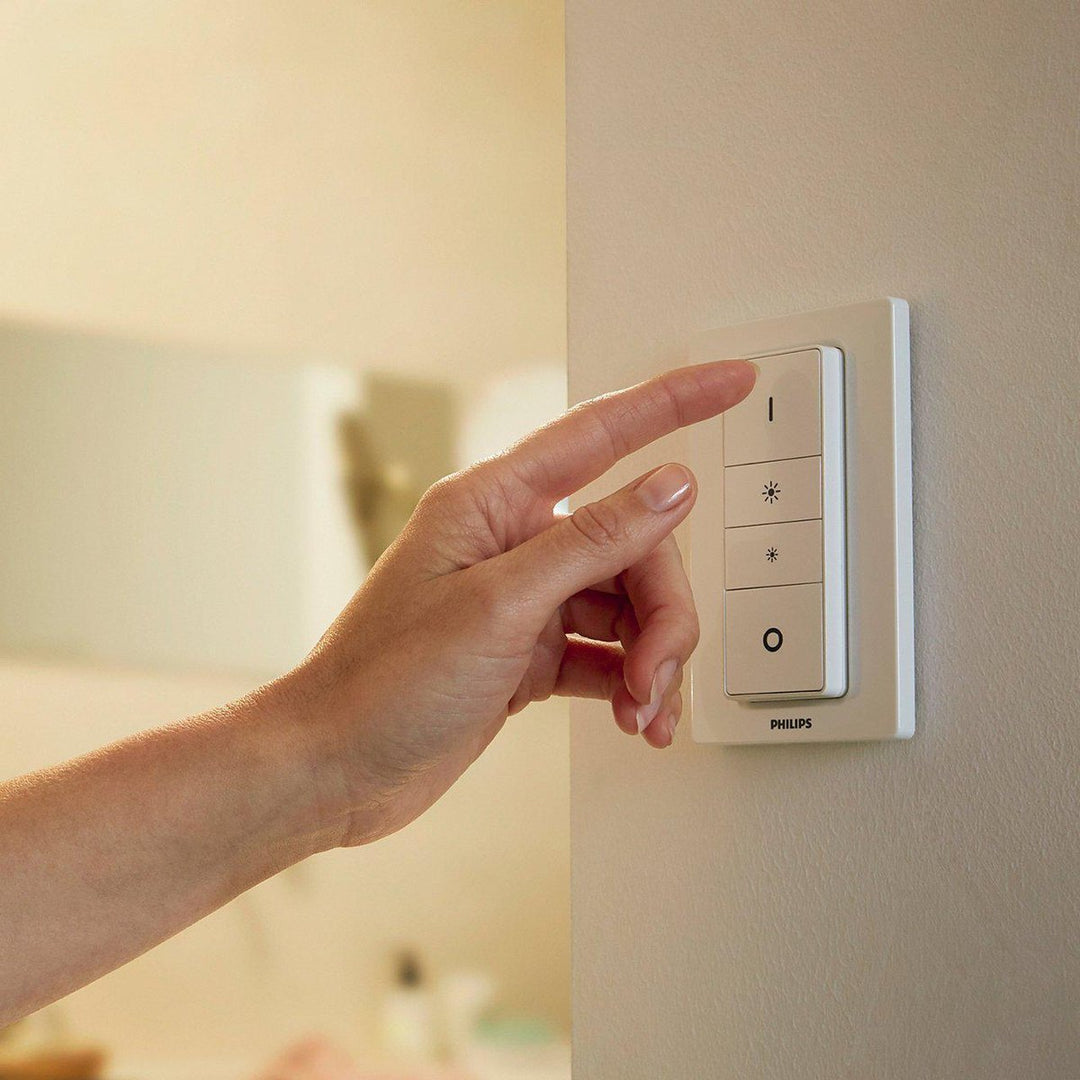 Philips Hue Runnner 1 spot m/fjernkontroll White Ambiance-Taklamper-Philips Hue-Svart-929003045901-Lightup.no