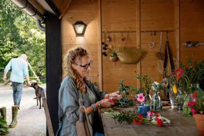 Philips myGarden Alpenglow vegglampe utendørs IP44 - Svart-Utebelysning vegg klassisk-Philips-915005382001-Lightup.no