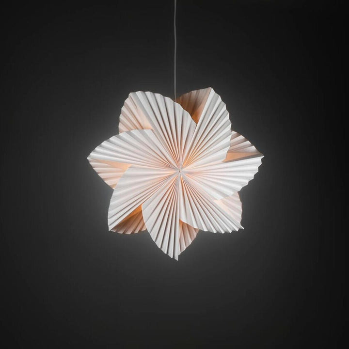 Plissert adventsstjerne i papir – 60 cm – Hvit-Julebelysning adventstjerne-Konstsmide-Hvit-5948-200-Lightup.no