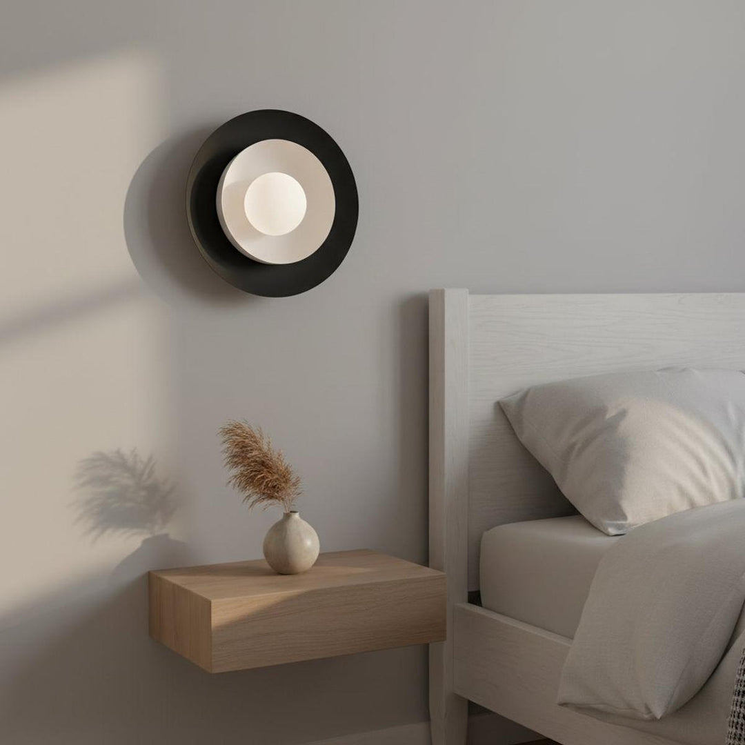 Poppi vegglampe-Vegglamper-Emibig-Mokka / Hvit-1520/K1-Lightup.no