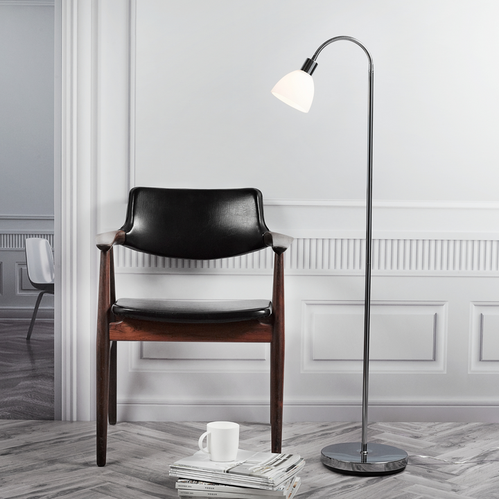 Ray Enkel gulvlampe-Gulvlamper-Nordlux-Svart-63214003-Lightup.no