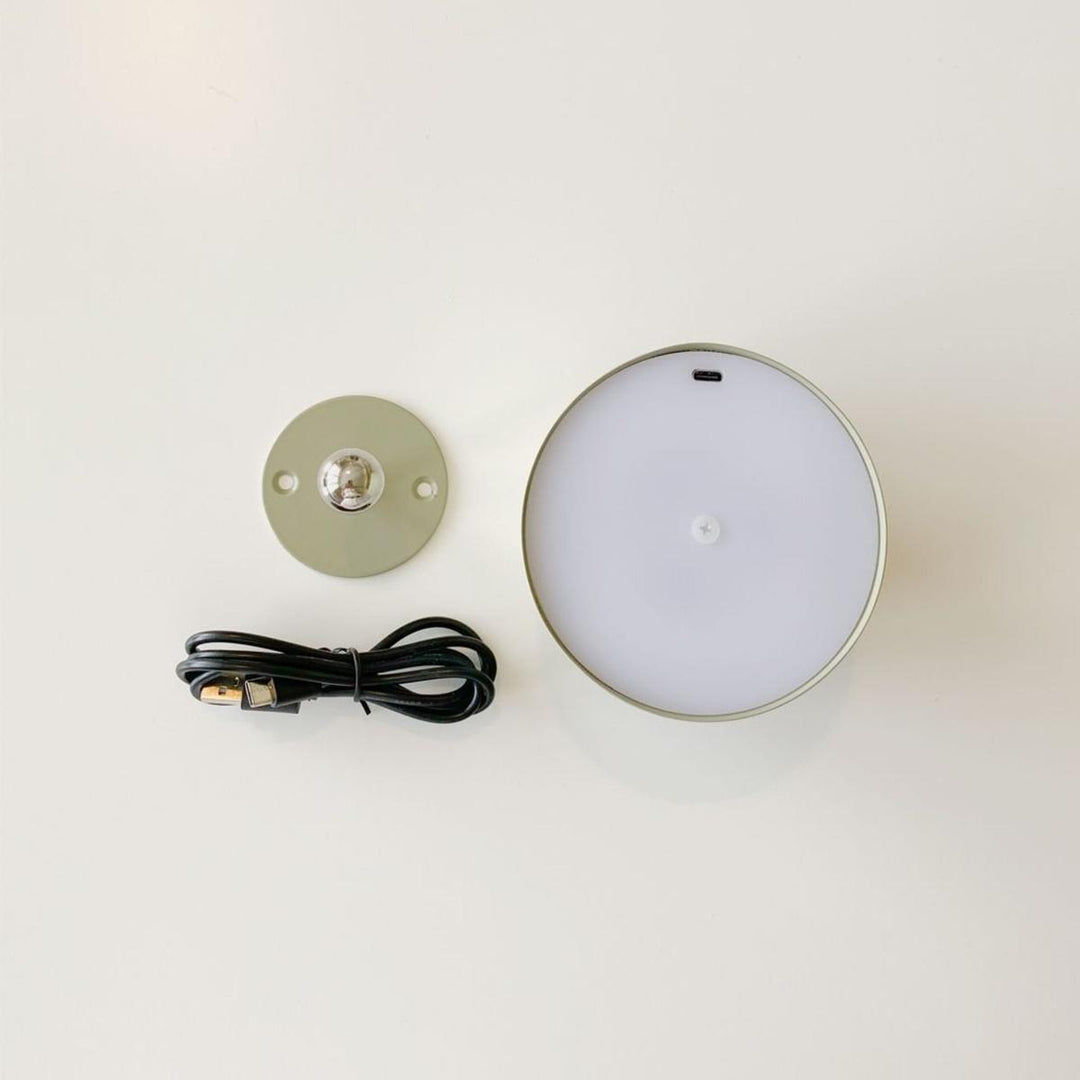 Recharge vegglampe-Vegglamper-Luminor-Støvet grønn-5714198600977-Lightup.no