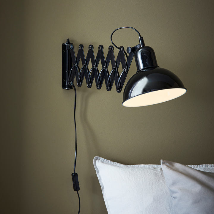 Riggs vegglampe-Vegglamper-Marksløjd-Svart-Mrk-108105-Lightup.no