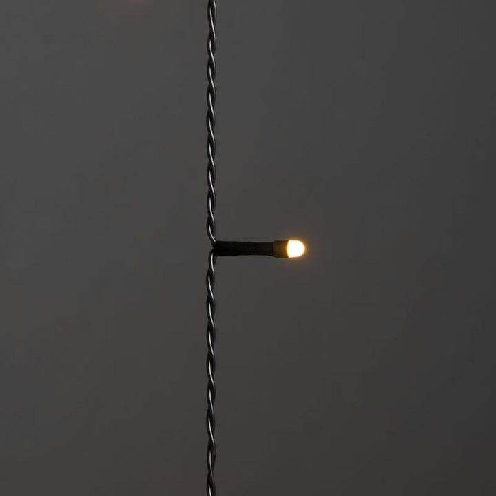 Ringslynge 2,4 meter Firefly 8 x 30 amber LED - Frostet-Julebelysning juletrelys ute-Konstsmide-Amber-6397-810-Lightup.no