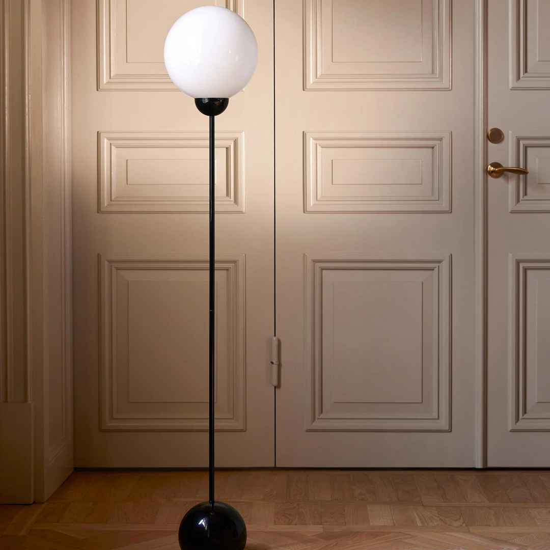 Ripley gulvlampe-Gulvlamper-Globen Lighting-Svart-604811-Lightup.no