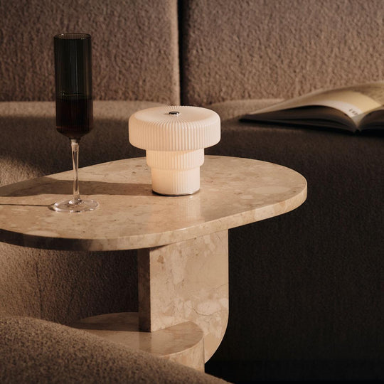 Ripple bærbar bordlampe-Bordlamper-Ferm Living-Hvit-Feg__1104272107-Lightup.no