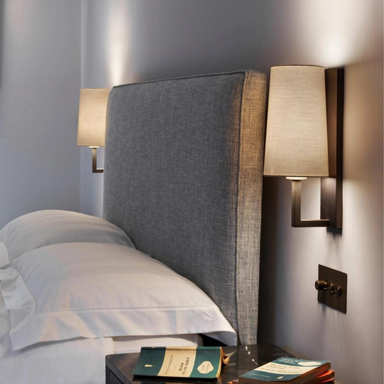 Riva 350 vegglampe med stoffskjerm-Vegglamper-Astro Lighting-Bronse / Hvit-Asg__1214010+5018004-Lightup.no