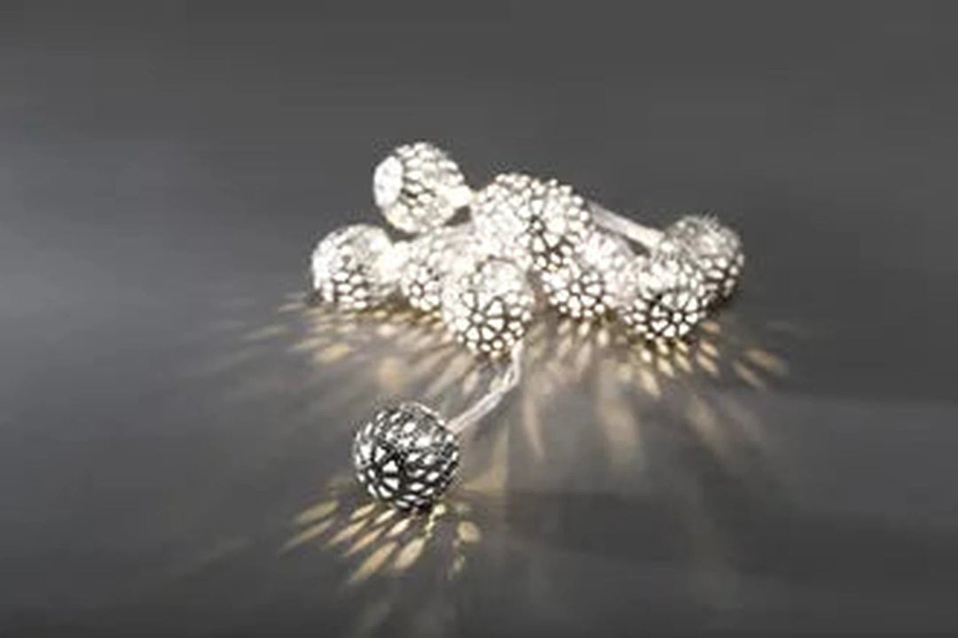 SLYNGE 10 METALLBALLER 2,5 CM SØLV VARMHVITE LED-Lysslynge-Trend Collection-3188-303-Lightup.no