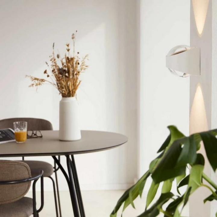 Saga vegglampe IP65 12W 3000K - Hvit-Utebelysning vegg opp og ned-LOOM Design-Hvit-LF-830-001-Lightup.no