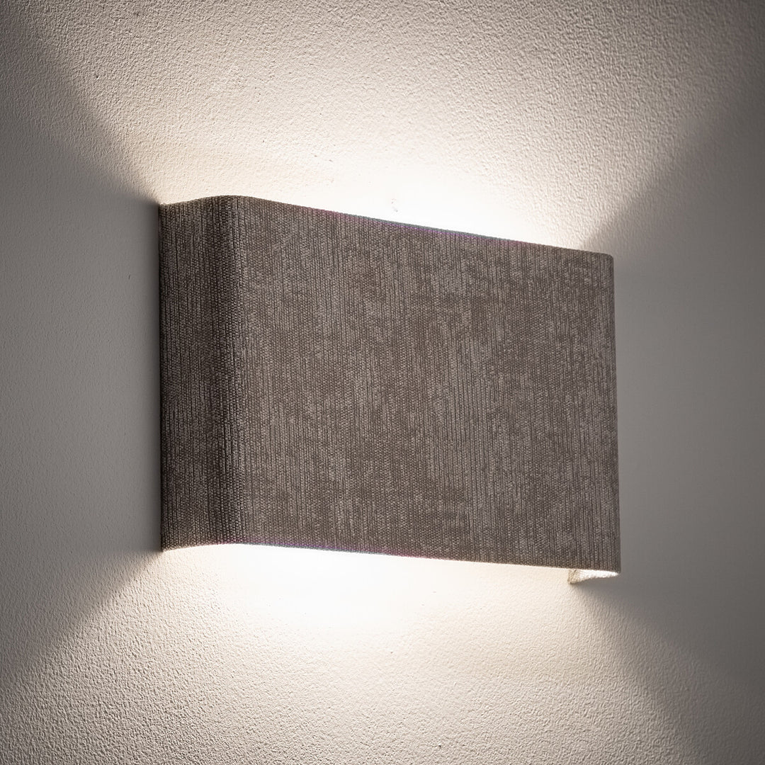 Santana vegglampe opp/ned lys-Vegglamper-Nowodvorski-Krem-N-11655-Lightup.no