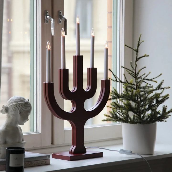 Sapin adventsstake 5-lys-Julebelysning adventsstake-Marksløjd-Rød-Mrk-706427-Lightup.no