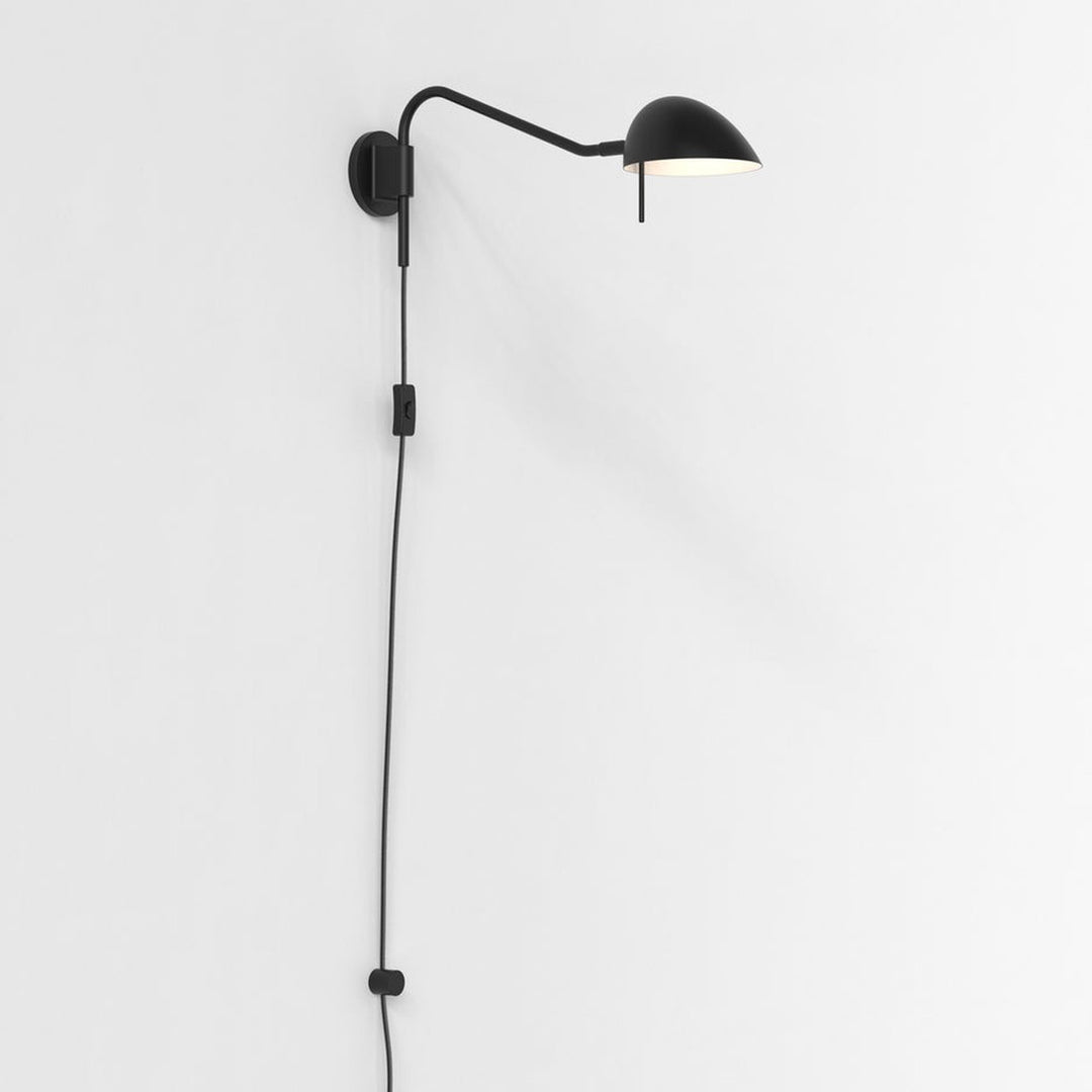 Serge vegglampe-Vegglamper-Astro Lighting-Svart-Asg__1476003-Lightup.no