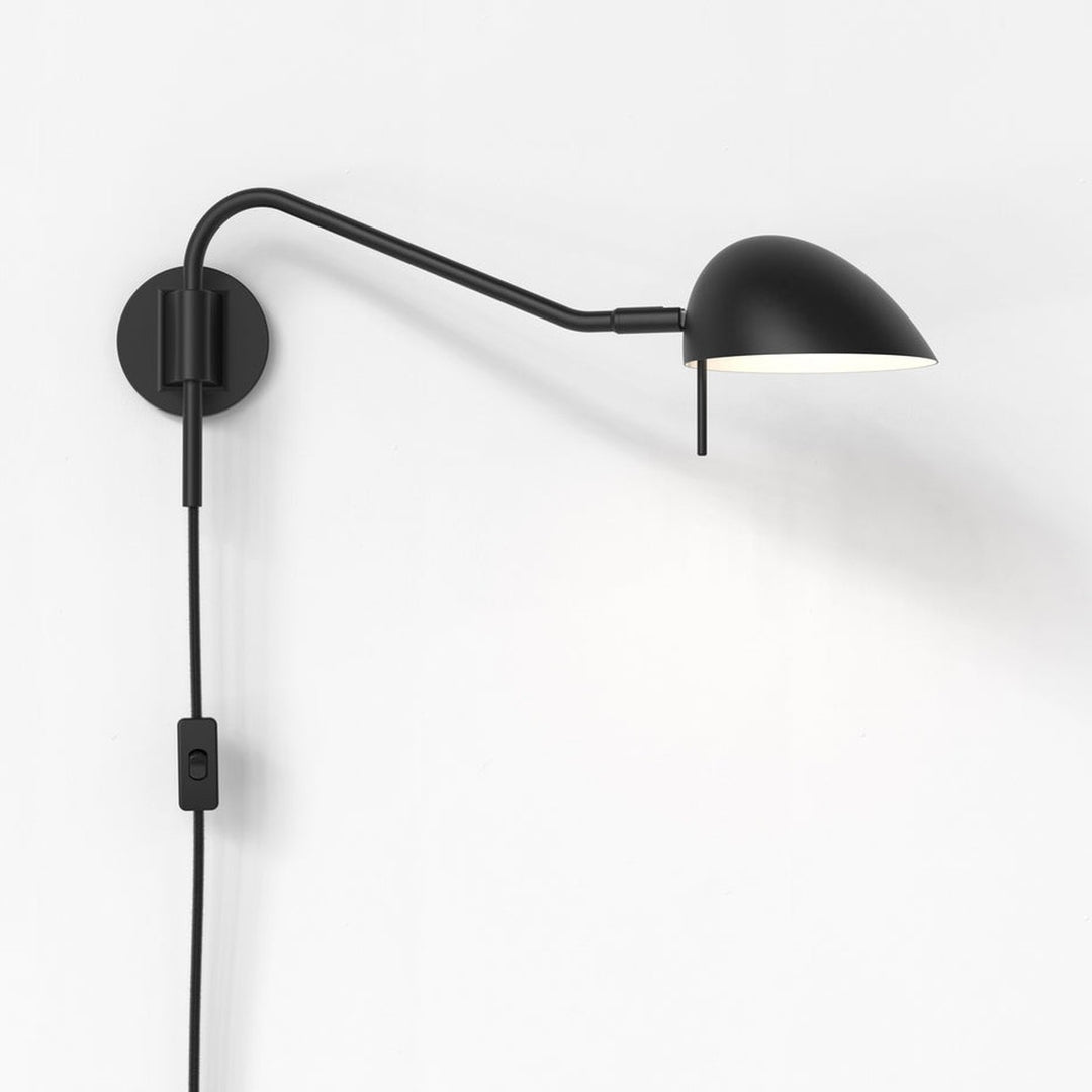 Serge vegglampe-Vegglamper-Astro Lighting-Svart-Asg__1476003-Lightup.no
