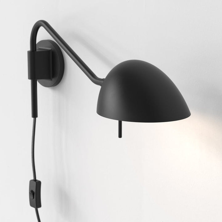 Serge vegglampe-Vegglamper-Astro Lighting-Svart-Asg__1476003-Lightup.no