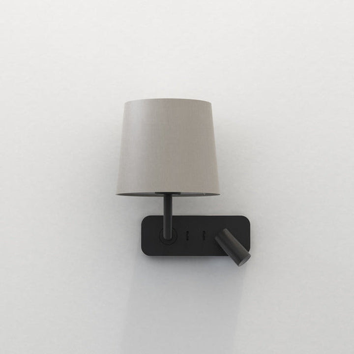 Side by Side vegglampe med skjerm-Vegglamper-Astro Lighting-Svart / Putty-Asg__1406002+5018037-Lightup.no