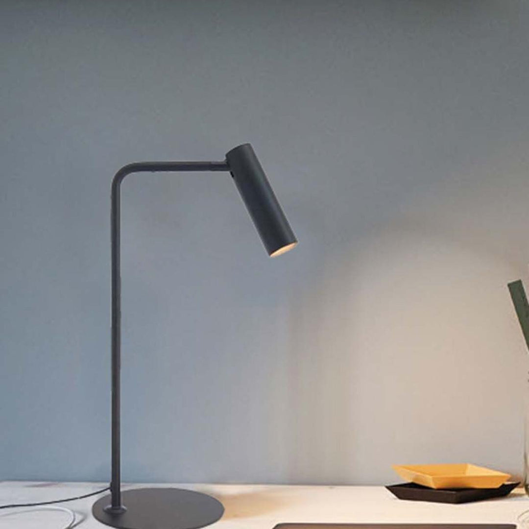 Slim bordlampe-Bordlamper-Luminor-Svart-5714198600731-Lightup.no